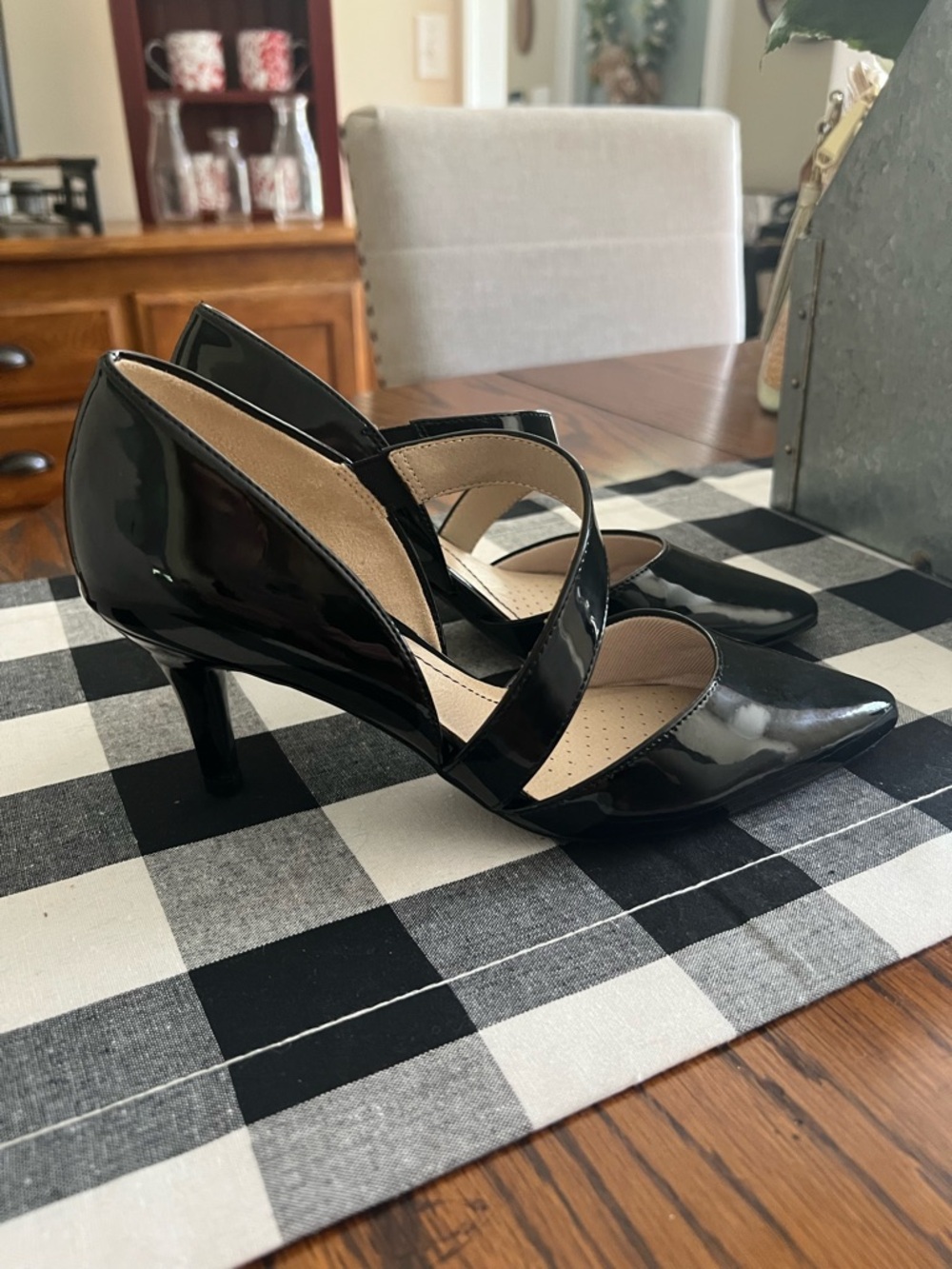 Life Stride Black Patent Pointed-Toe Mary Jane Heels